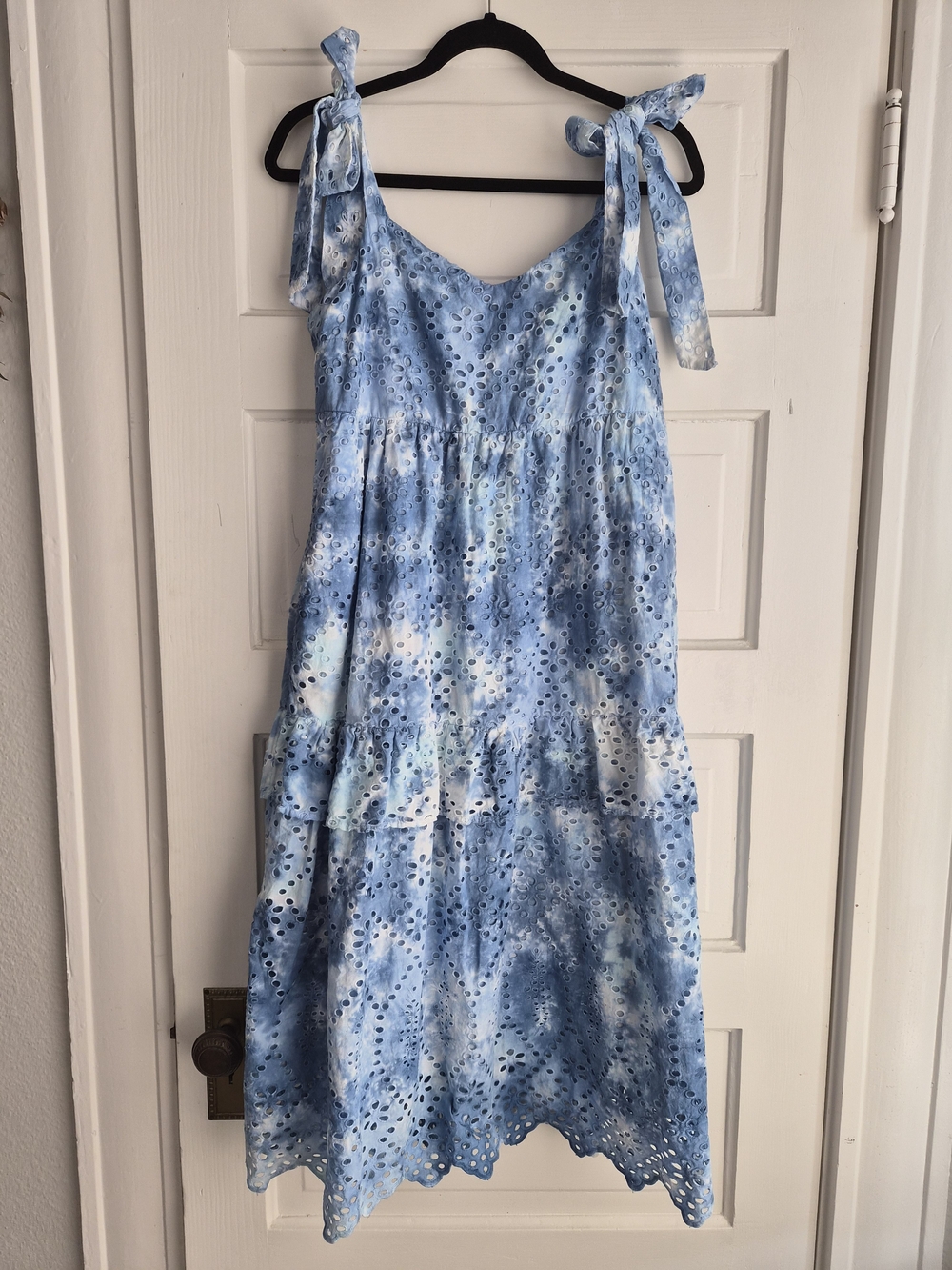 crown & ivy Blue Tie-Shoulder Eyelet Midi Dress